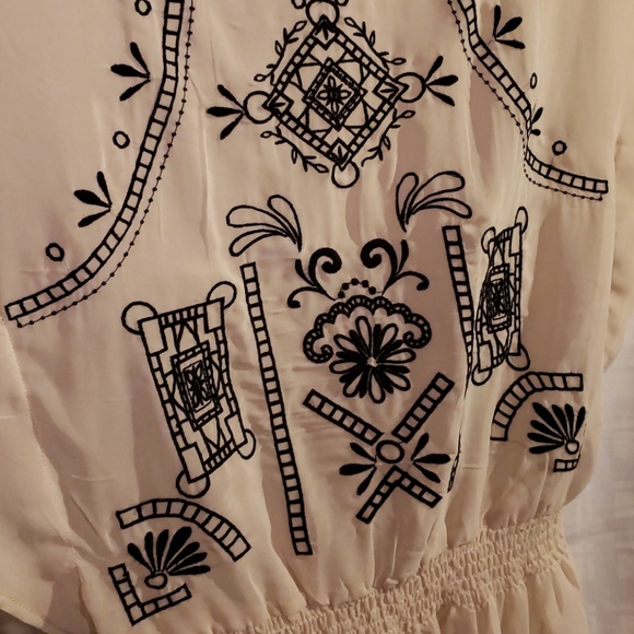 Flying Tomato blouse - Picture 4 of 6